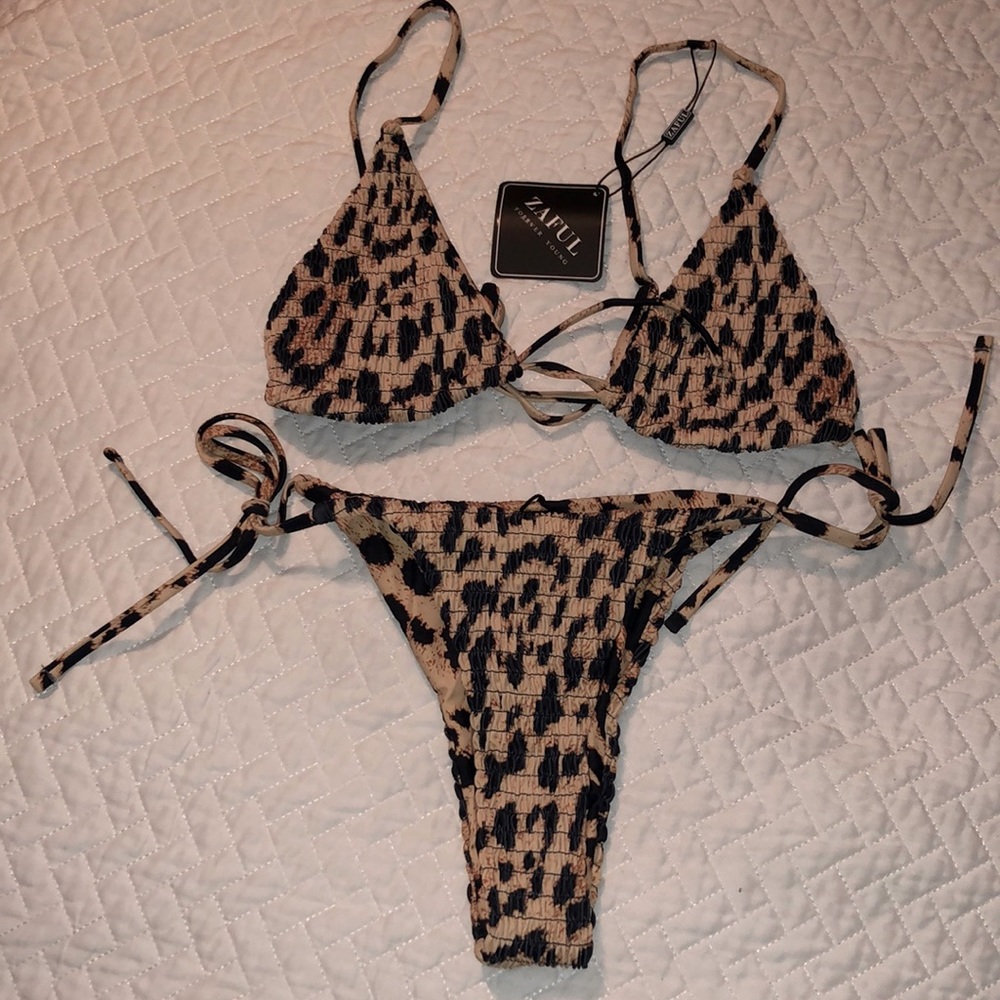 Leopard print bikini